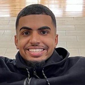 Meet your Posher, Carlos